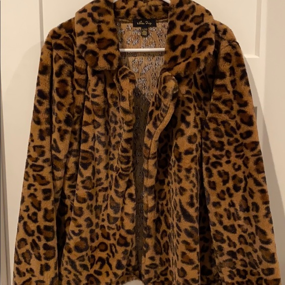 Melissa Paige Jackets & Blazers - Cheetah print jacket